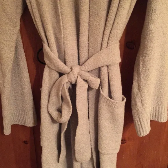 Natori Aura Sweater Robe Soft Dove Gray NWT Size Medium - Picture 4 of 10